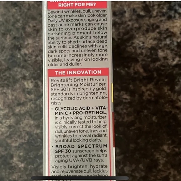 L'Oréal Paris Revitalift Bright Reveal Anti-Aging Day Cream w/ SPF 30 - Picture 4 of 4